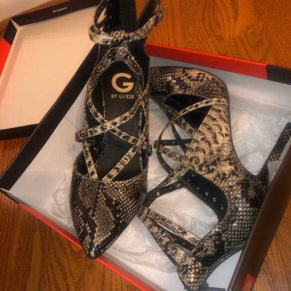 Guess heels - Picture 3 of 5